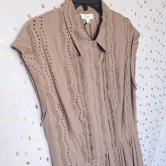 Dress - Picture 5 of 9